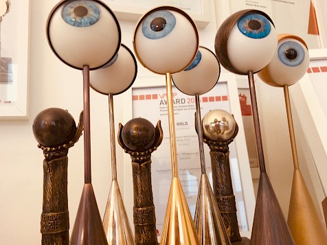 Leider steht für dieses Bild noch keine Beschreibung zur verfügung.